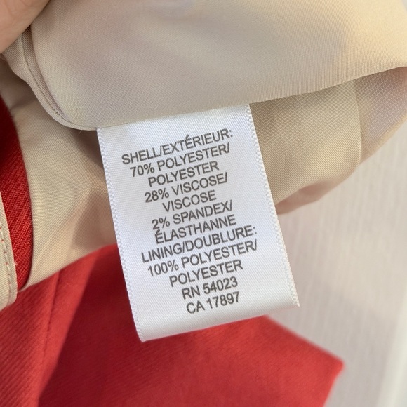 NWT Banana Republic Bright Red Blazer with Gold Buttons - Women’s 4 - Picture 6 of 7